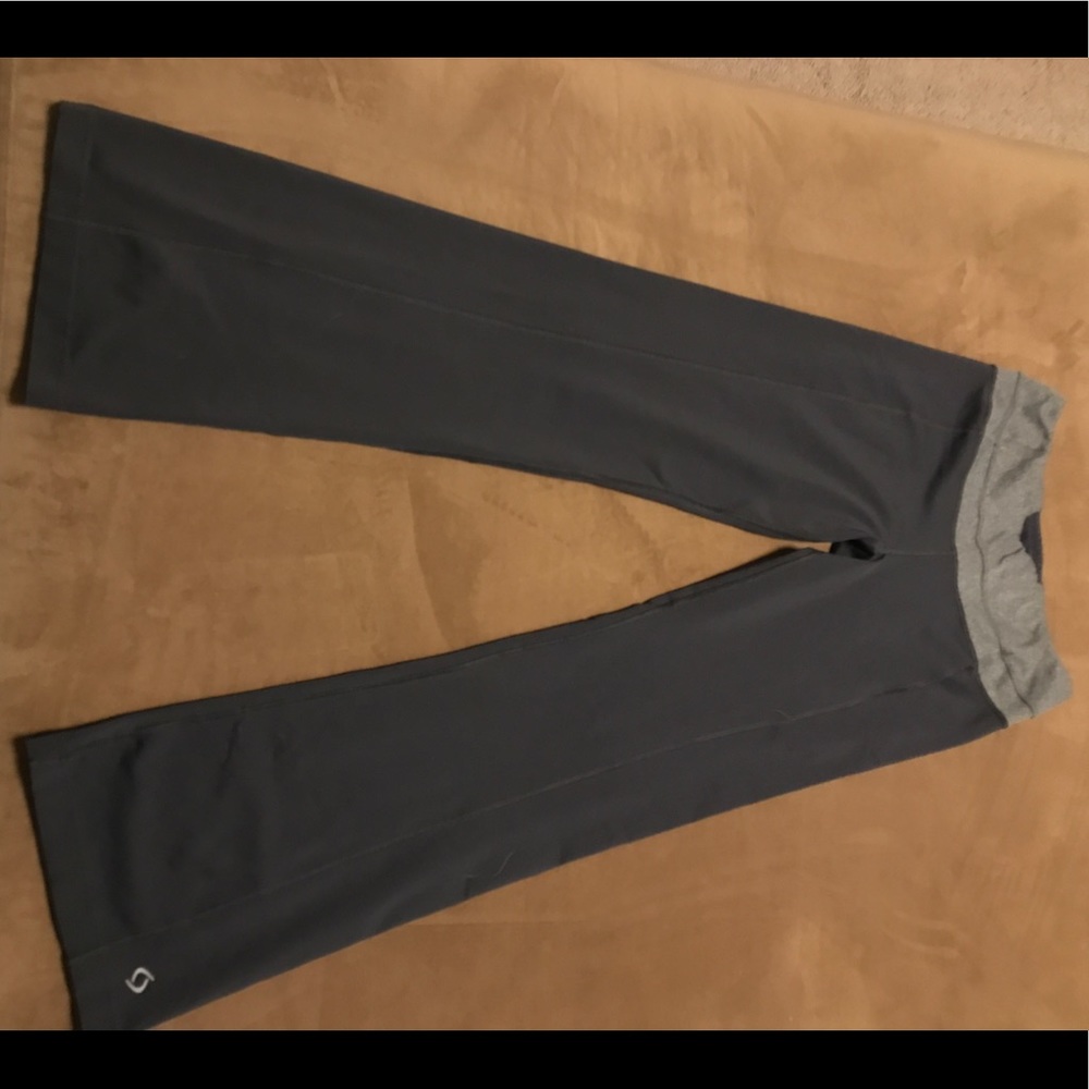 Yoga pants